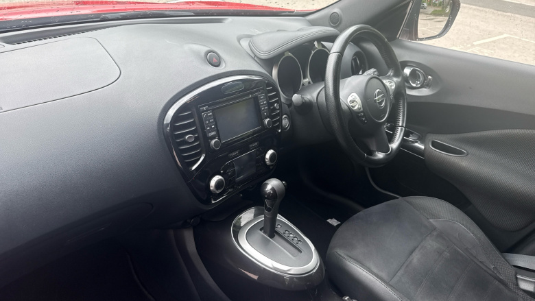 Nissan Juke 1.6 N-Connecta 5dr Xtronic Petrol Hatchback